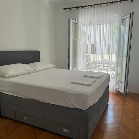 Appartement With Parking Space Sabunike, Zadar - 14490 Nin