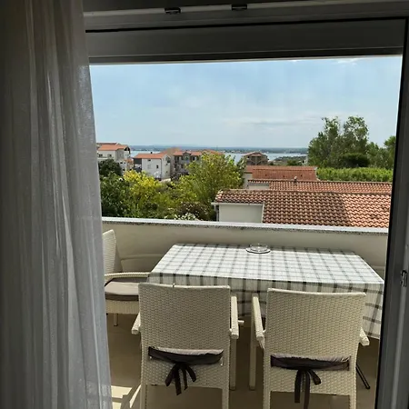 Διαμέρισμα With Parking Space Sabunike, Zadar - 14490
