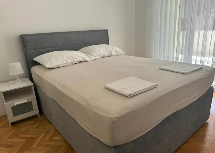 With Parking Space Sabunike, Zadar - 14490 *