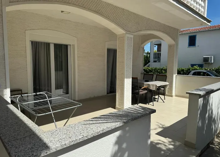 아파트 With Parking Space Sabunike, Zadar - 14490