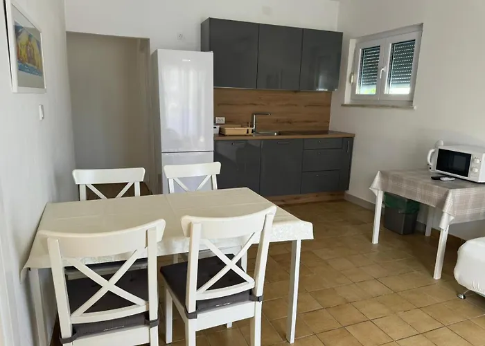 Apartamento With Parking Space Sabunike, Zadar - 14490 Nin