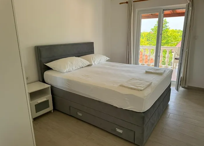 Apartamento With Parking Space Sabunike, Zadar - 14490 Nin
